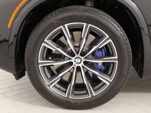 Used 2021 BMW X5 M50i w/ Premium Package image 66