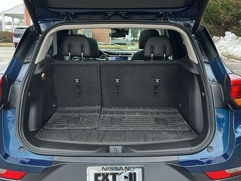 Used 2020 Buick Encore GX Essence w/ Experience Buick Package image 7