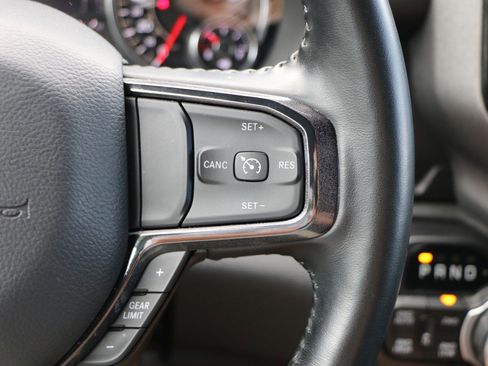 Used 2023 RAM 1500 Big Horn AWD/4WD image 19