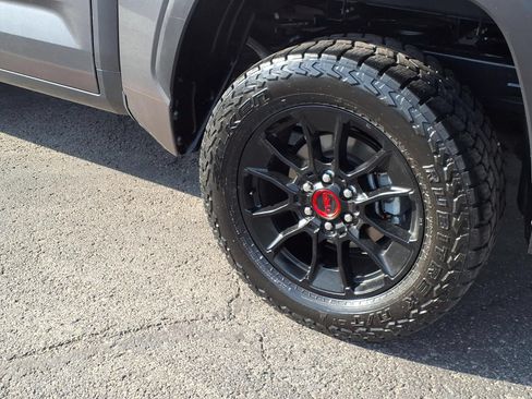 Used 2023 Toyota Tundra SR5 w/ SR5 Convenience Package AWD/4WD image 22