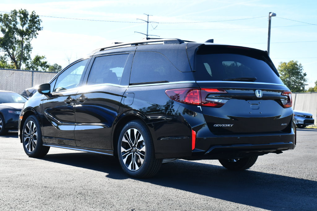 New 2027 Honda Odyssey Elite image 5