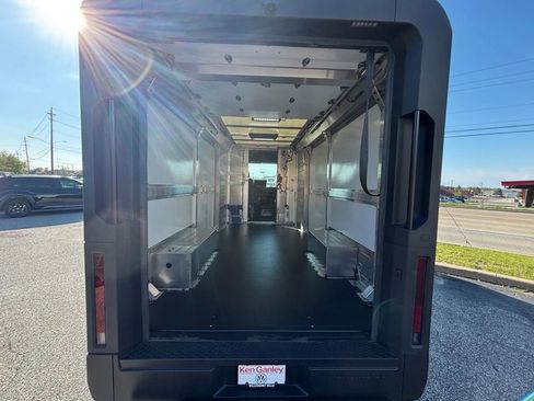 Used 2024 Chevrolet Brightdrop 600 w/ Battery Pack, Max Range AWD/4WD image 25