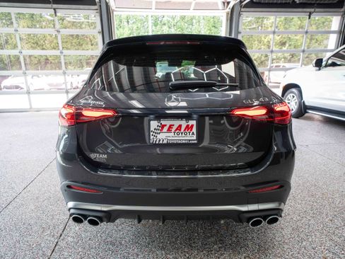 Used 2025 Mercedes-Benz GLC 43 AMG 4MATIC image 3