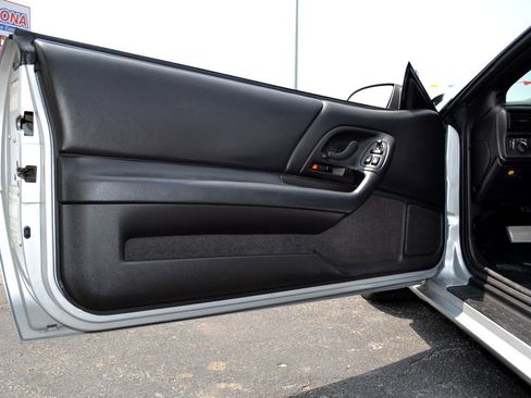 Used 2002 Chevrolet Camaro Z28 w/ SS Performance/Appearance Pkg image 25