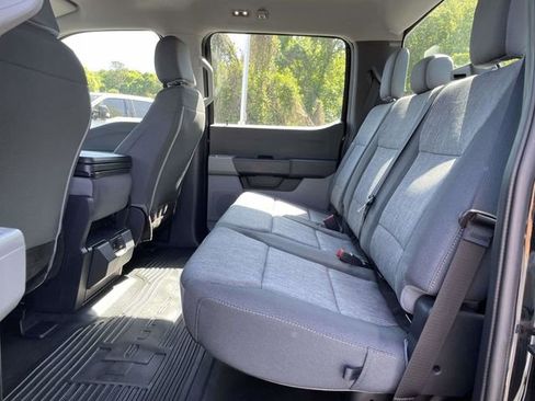 Certified 2023 Ford F250 XL w/ XL Off-Road Package AWD/4WD image 28