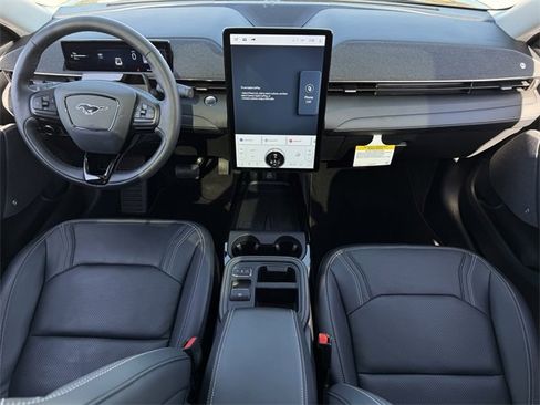 Used 2025 Ford Mustang Mach-E Premium image 11