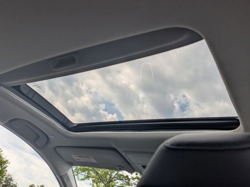 Used 2024 Honda Accord Touring image 19