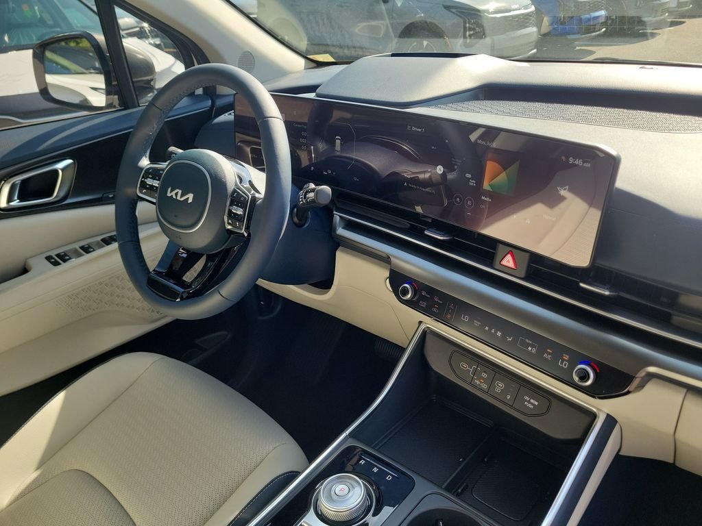 New 2026 Kia Carnival SX Prestige FWD image 8