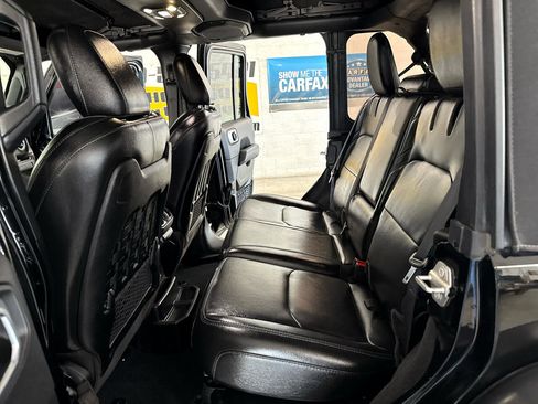 Used 2022 Jeep Wrangler Unlimited Rubicon 4xe w/ Cold Weather Group image 33