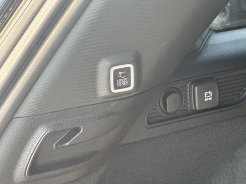 Certified 2022 Jeep Grand Cherokee Summit AWD/4WD image 23