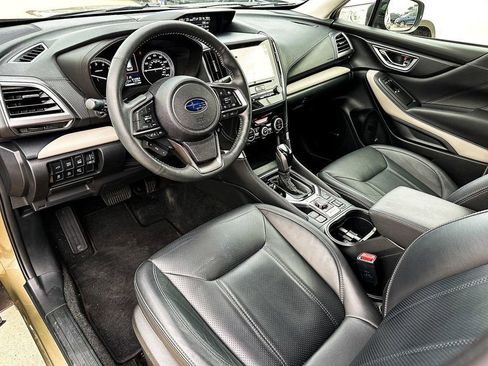 Used 2023 Subaru Forester Limited image 15