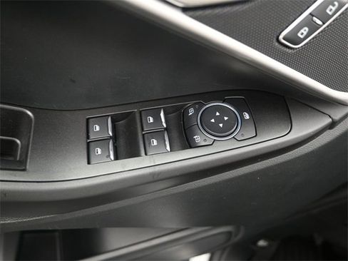 Used 2022 Ford Explorer 4WD w/ Class IV Trailer Tow Package image 11