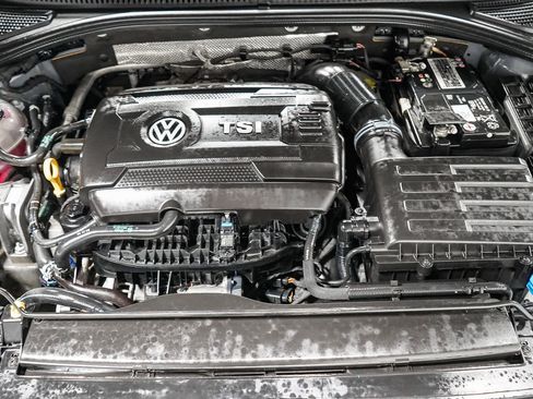 Used 2021 Volkswagen Jetta GLI image 30