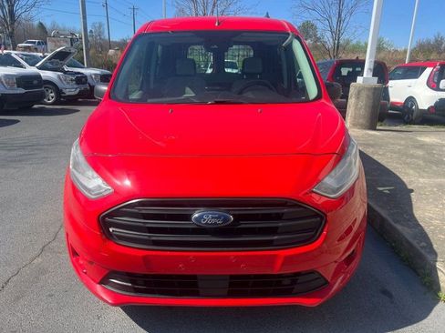 Used 2020 Ford Transit Connect XLT image 2