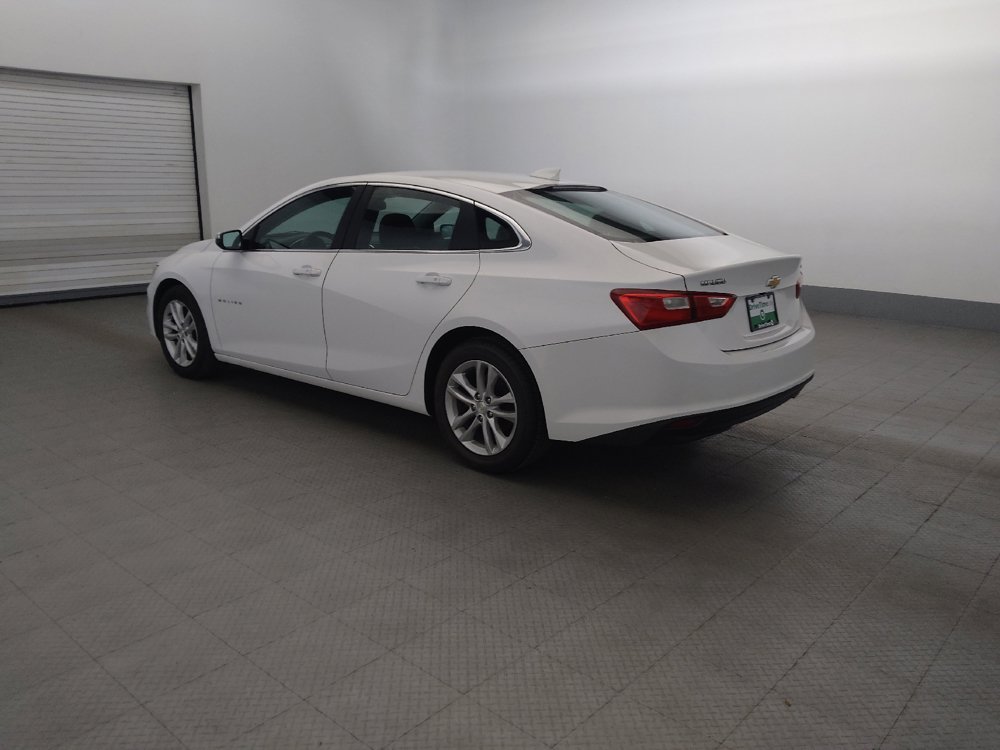 Used 2018 Chevrolet Malibu LT FWD image 3