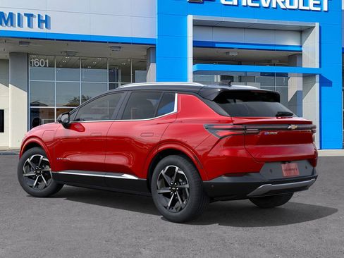 New 2025 Chevrolet Equinox EV LT image 27