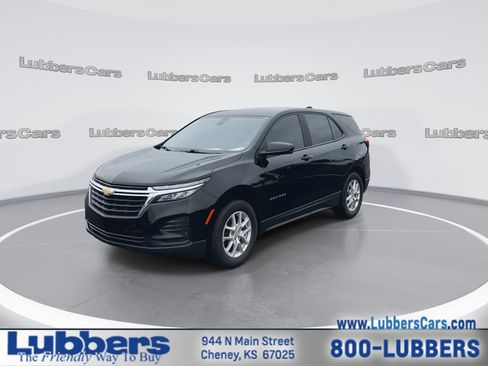 Used 2024 Chevrolet Equinox LS w/ LS Convenience Package FWD image 4