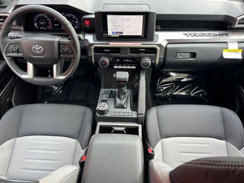 New 2025 Toyota Tacoma TRD Off-Road image 11