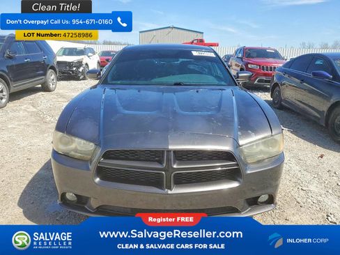 Used 2014 Dodge Charger SXT RWD image 7