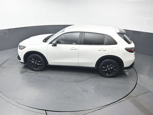 Certified 2024 Honda HR-V Sport image 37