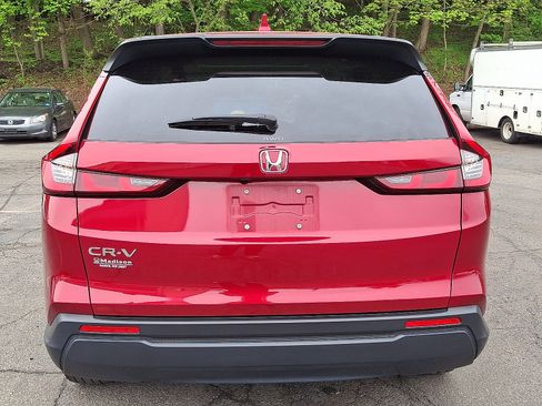 Certified 2024 Honda CR-V EX image 8