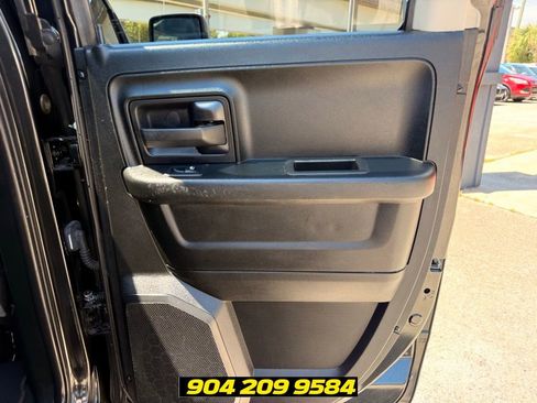 Used 2018 RAM 1500 Express w/ Black Ram 1500 Express Group AWD/4WD image 26