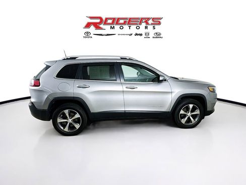 Used 2019 Jeep Cherokee Limited AWD/4WD image 9