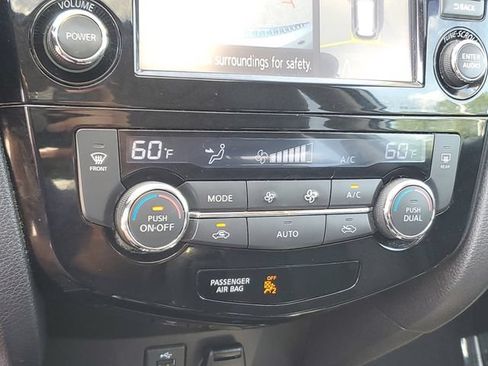 Used 2016 Nissan Rogue SL w/ SL Premium Package AWD/4WD image 19