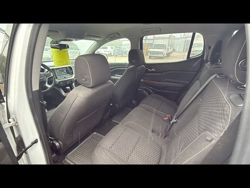 Used 2019 GMC Acadia SLE image 25