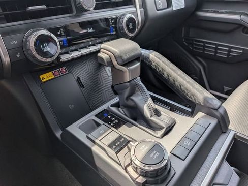 New 2026 Toyota 4Runner Limited AWD/4WD image 25