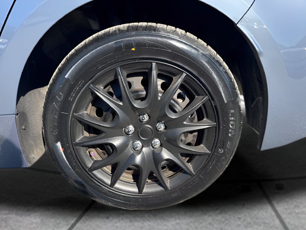 Used 2024 Toyota Corolla LE FWD image 29
