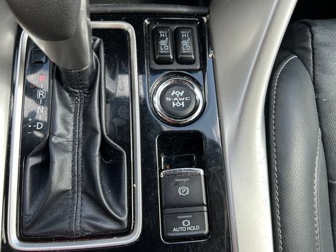 Used 2024 Mitsubishi Eclipse Cross SEL AWD/4WD image 30