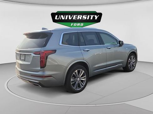 Used 2025 Cadillac XT6 Premium Luxury AWD/4WD image 3