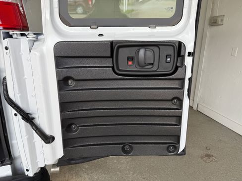 New 2025 Chevrolet Express 3500 w/ Driver Convenience Package image 38