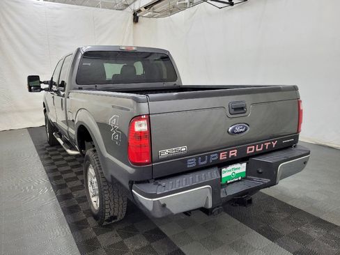 Used 2016 Ford F250 XLT w/ XLT Value Package image 5