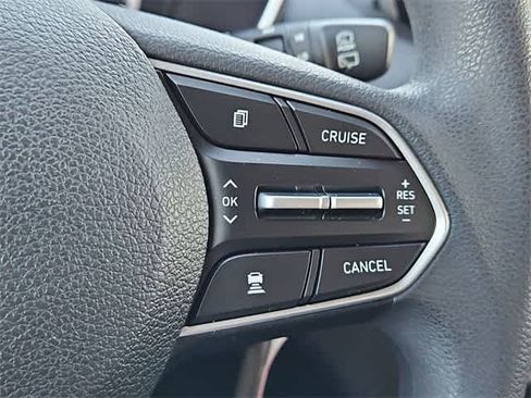 Used 2020 Hyundai Santa Fe SE image 23