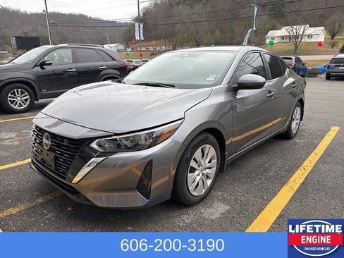 Used 2024 Nissan Sentra S image 1