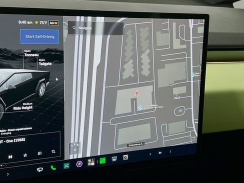 Used 2024 Tesla Cybertruck AWD Crew Cab image 13