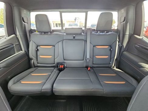 New 2026 GMC Sierra 1500 AT4 w/ AT4 Premium Package AWD/4WD image 25