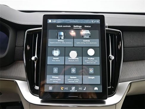 New 2026 Volvo XC90 T8 Ultra image 16