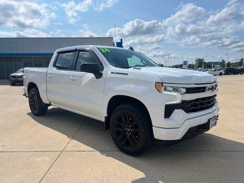 Used 2024 Chevrolet Silverado 1500 RST AWD/4WD image 7