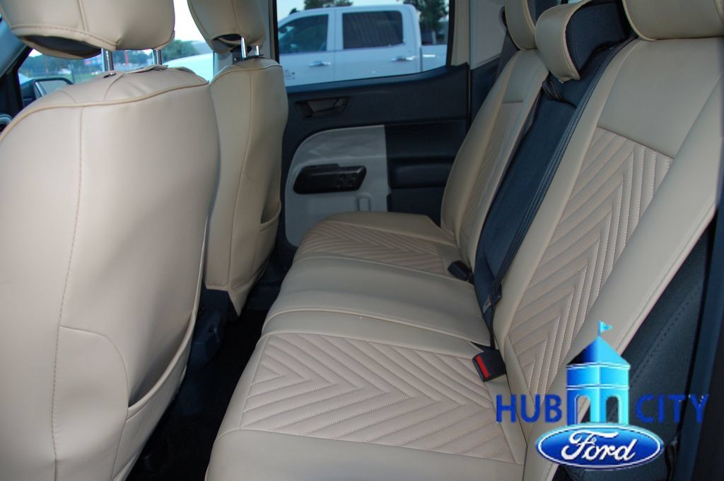 Used 2025 Ford Maverick XLT FWD image 12