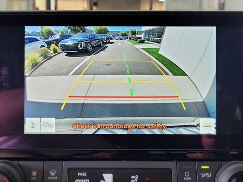 Used 2026 Toyota Grand Highlander AWD Hybrid image 11