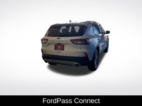 Used 2022 Ford Escape SE w/ Cold Weather Package AWD/4WD image 17