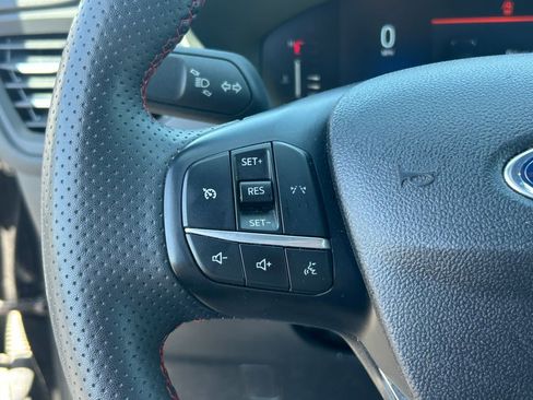 Used 2023 Ford Escape ST-Line AWD/4WD image 21