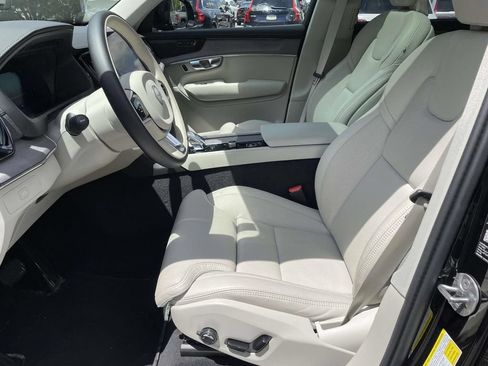 Used 2026 Volvo XC90 B6 Ultra AWD/4WD image 14