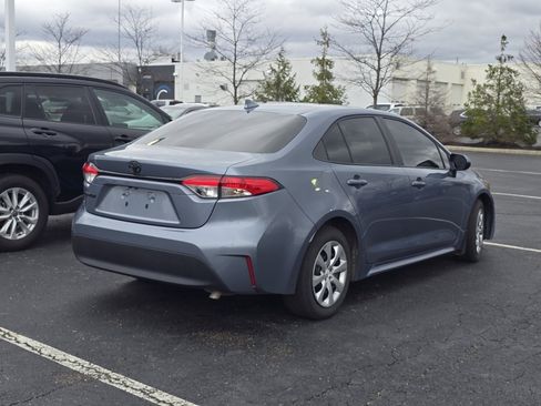 Certified 2025 Toyota Corolla LE image 7