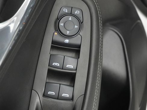 Used 2023 Buick Encore GX Preferred w/ Cold Weather Comfort Package AWD/4WD image 13