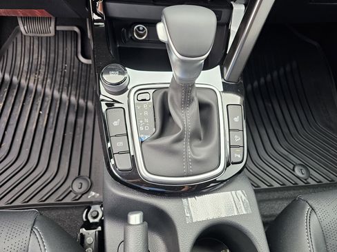 New 2026 Kia Seltos EX FWD image 25