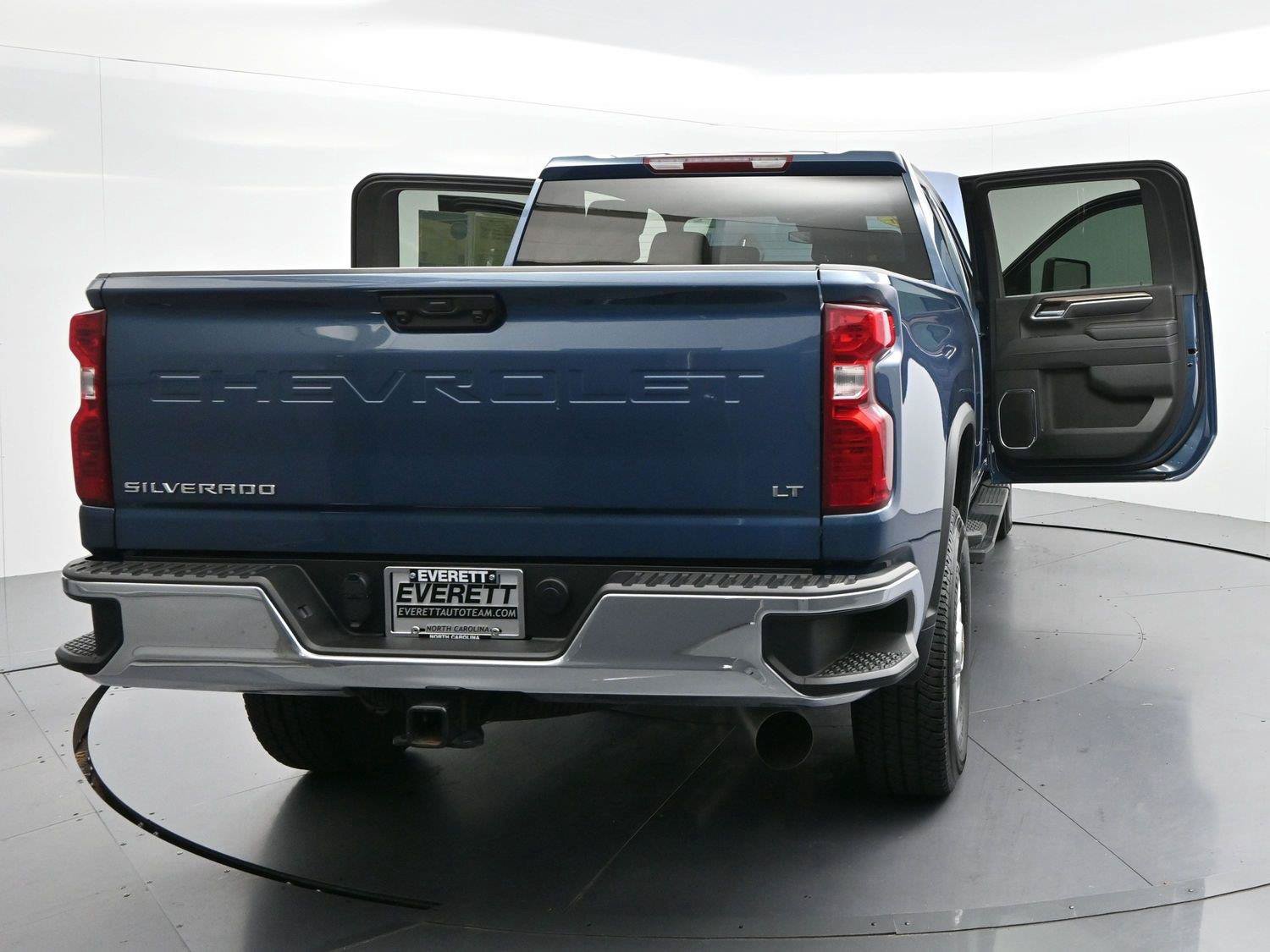 Used 2026 Chevrolet Silverado 2500 LT AWD/4WD image 42